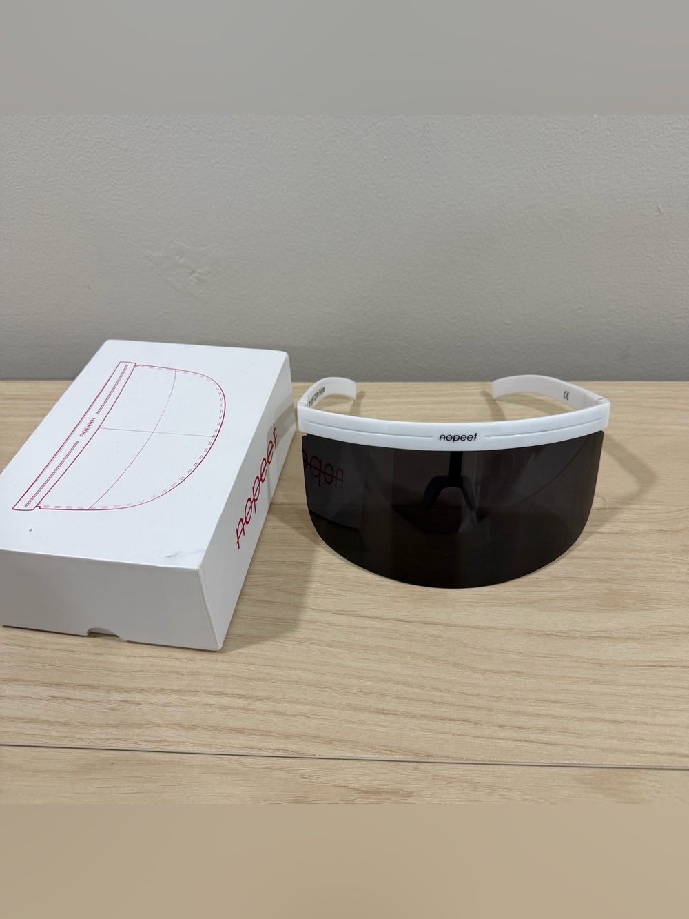 NOPEET White Shield Sunglasses Large